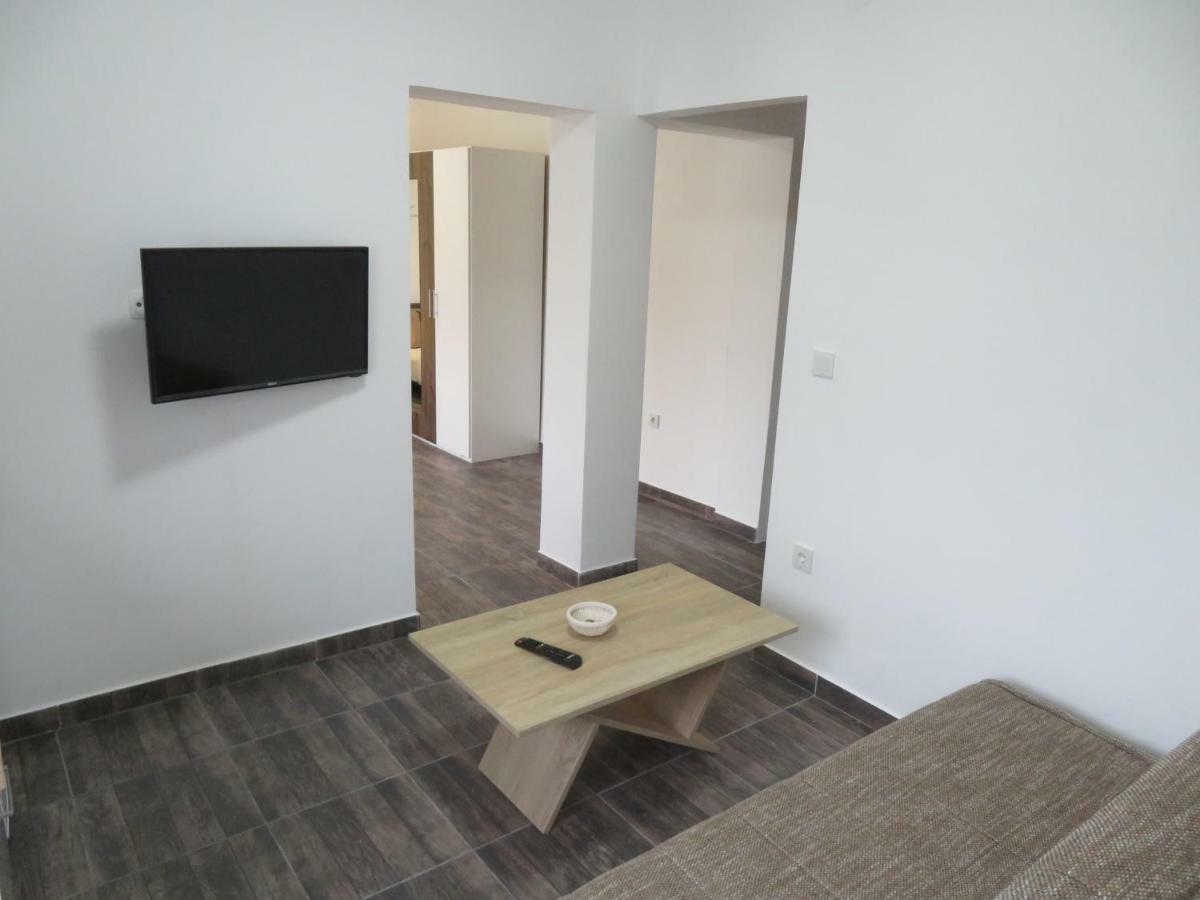 Apartments La Bombonera Starigrad Paklenica Exterior foto